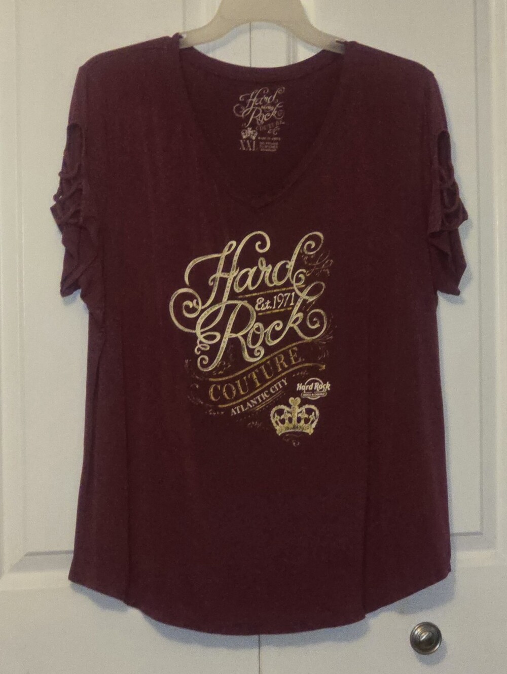 Hard Rock Cafe Atlantic City Size XXL Couture Lattice Sleeve Tee Red Shirt
